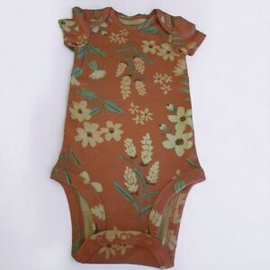 Charming Baby Girl's Clothing Bundle - Perfect for Your Little Fashionista
